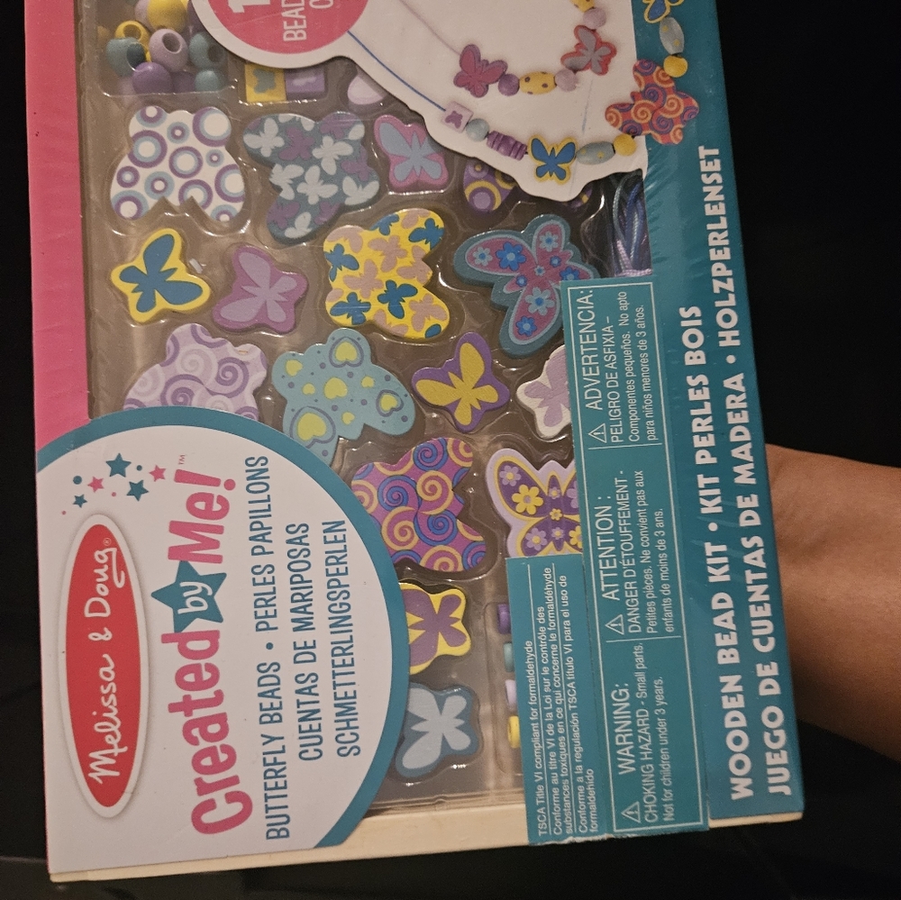 Melissa and Doug butterfly beads kit new
